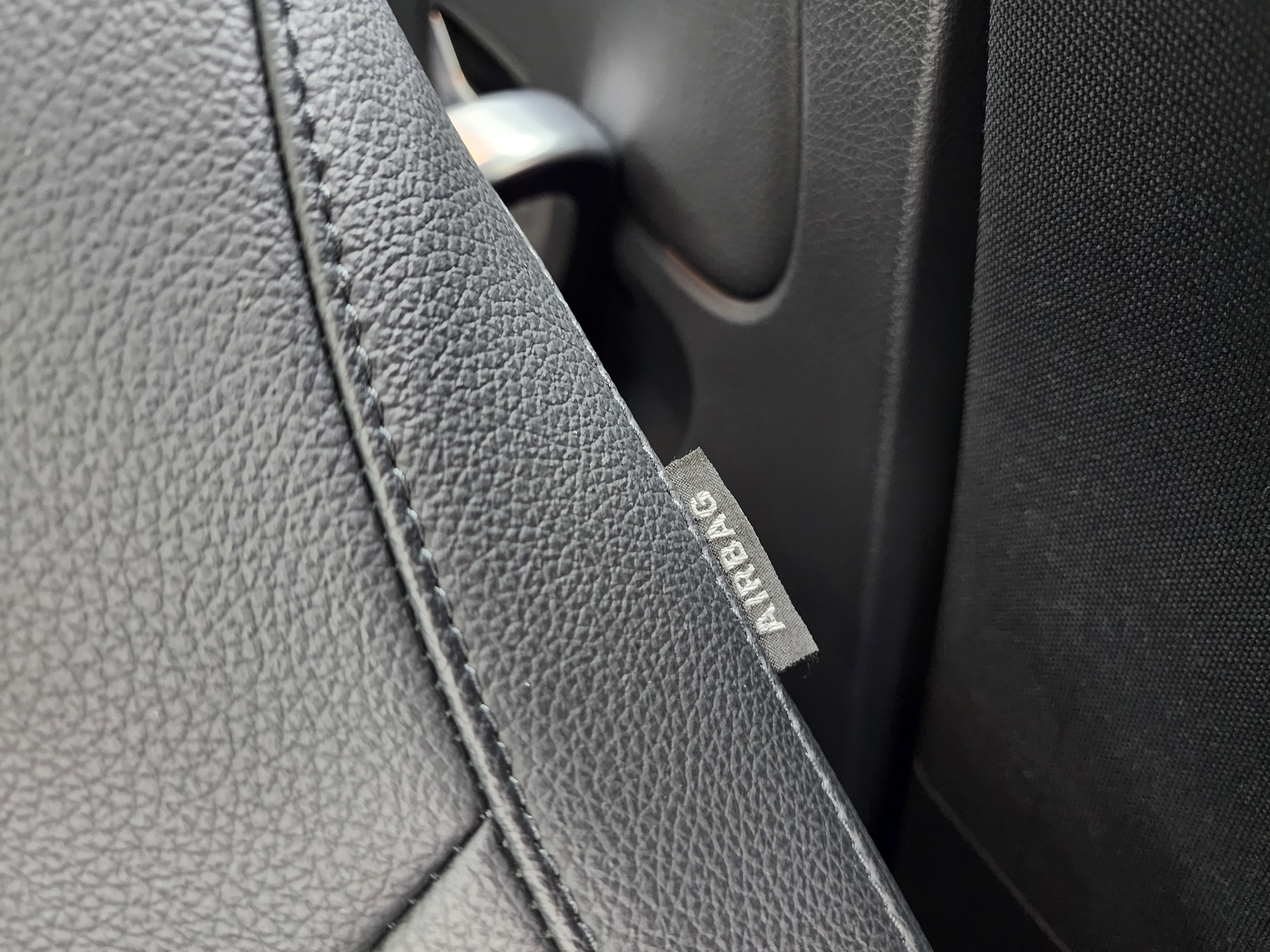 Used 2025 Mercedes-Benz CLA 250 4MATIC image 43