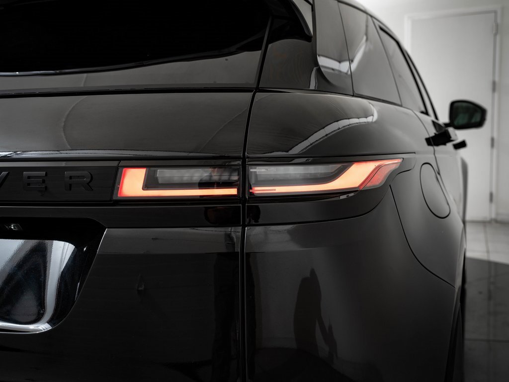 New 2026 Land Rover Range Rover Evoque S image 9