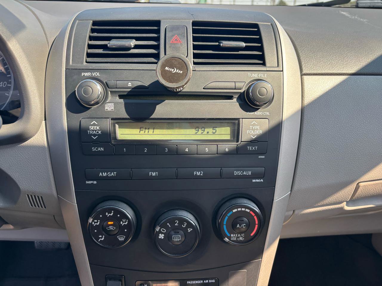 Used 2010 Toyota Corolla FWD image 16