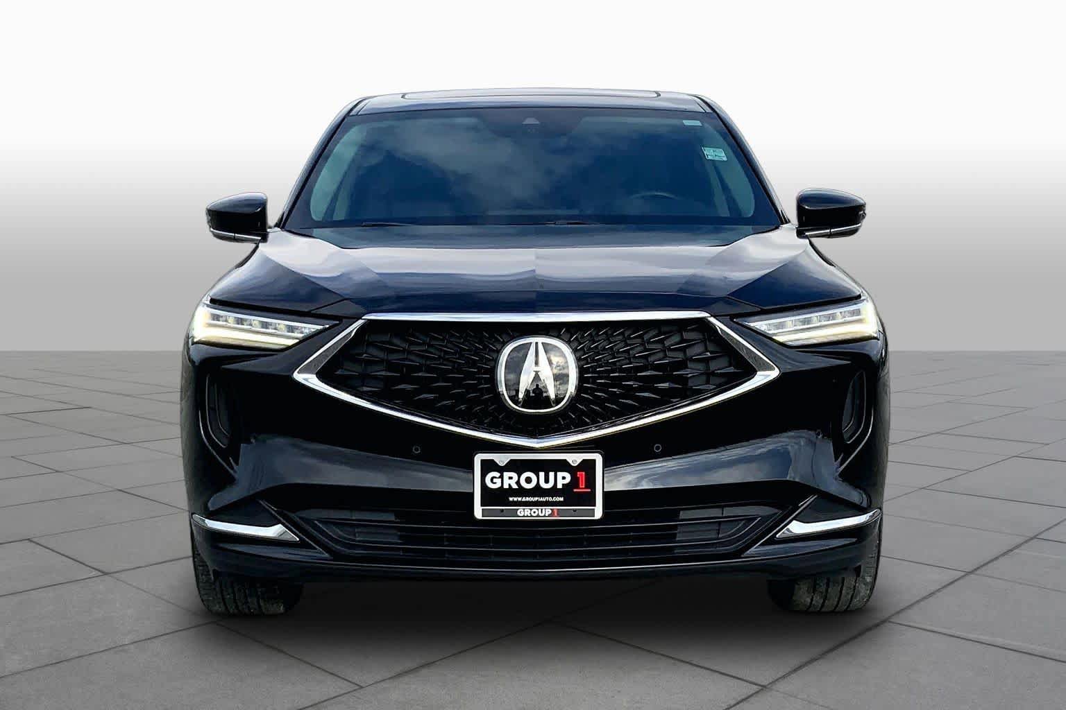 Used 2024 Acura MDX SH-AWD w/ Technology Package image 4