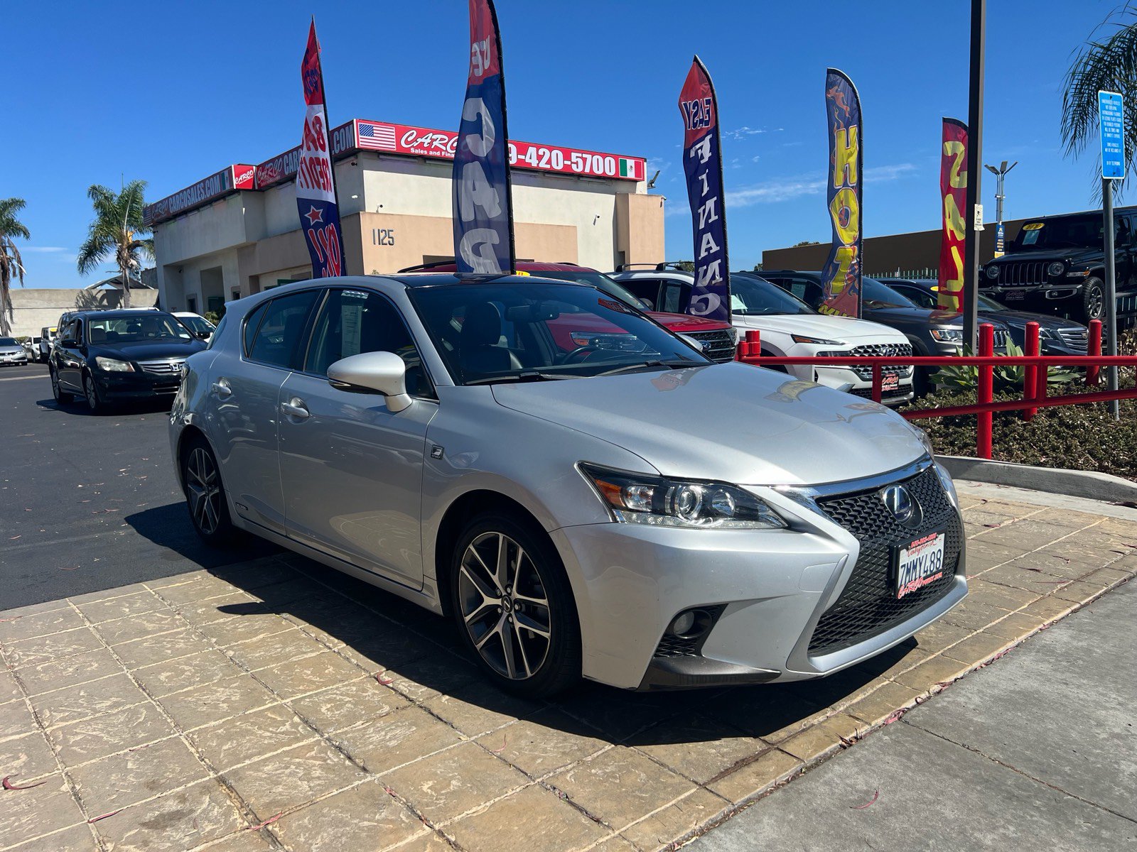Used 2015 Lexus CT 200h w/ F Sport w/Nuluxe Interior FWD image 2
