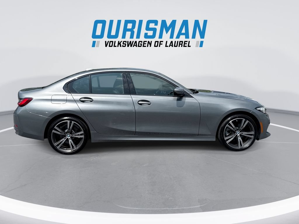 Used 2023 BMW 330i xDrive Sedan w/ Premium Package AWD/4WD image 9