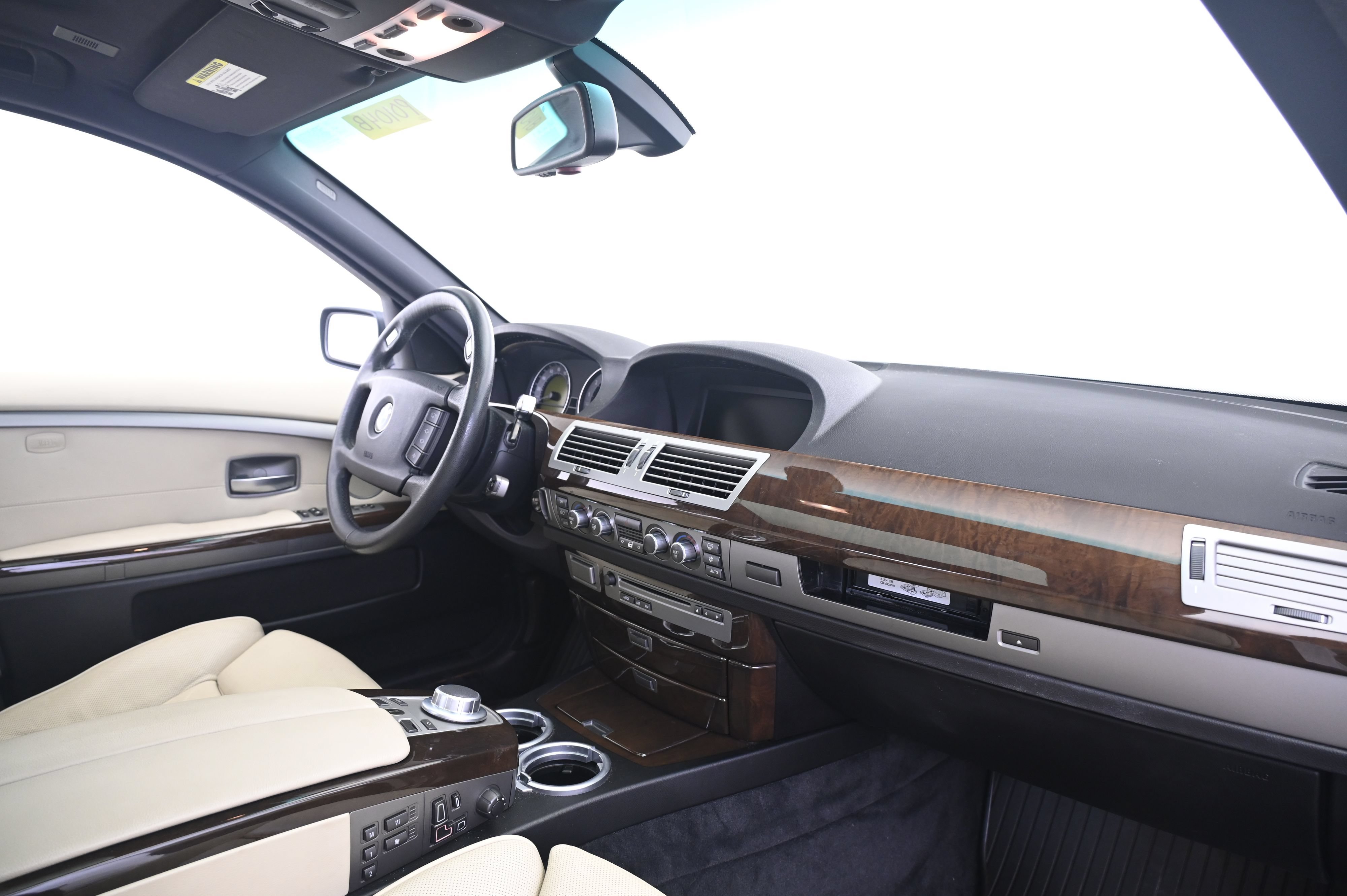 Used 2007 BMW 750Li RWD image 22