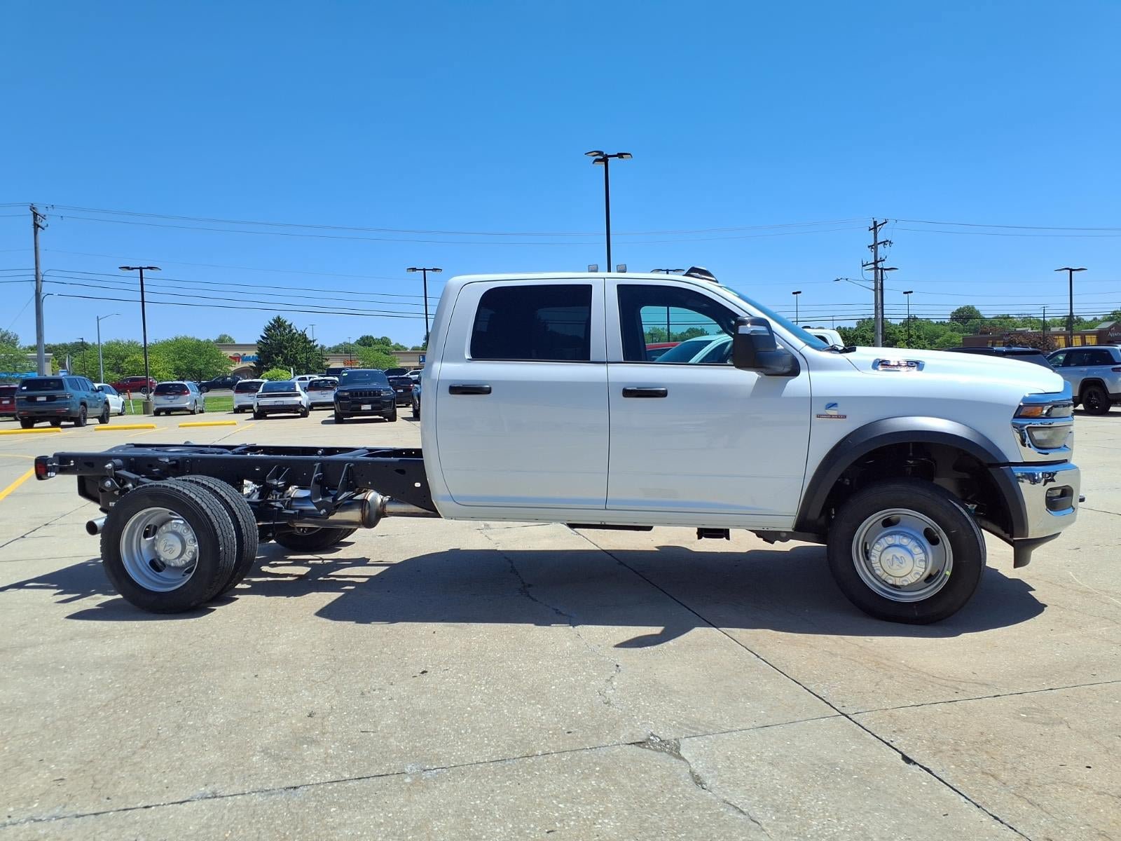 New 2026 RAM 4500 Tradesman w/ Chrome Appearance Group AWD/4WD image 22