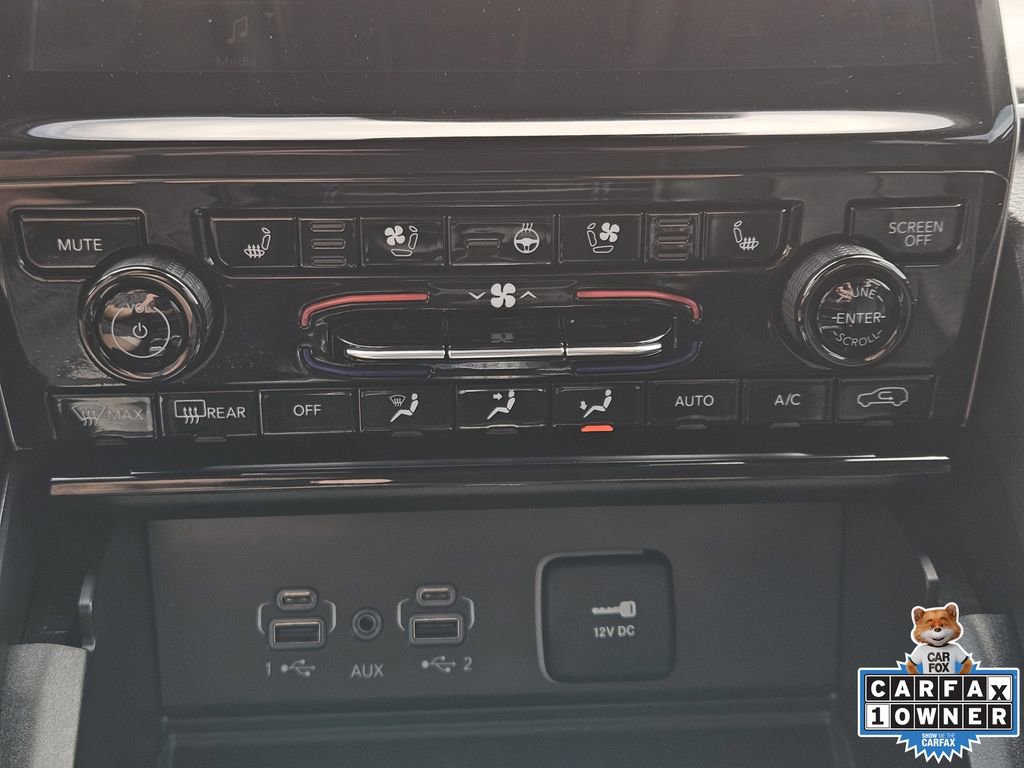 Used 2024 Jeep Grand Cherokee L Limited w/ Luxury Tech Group II image 24