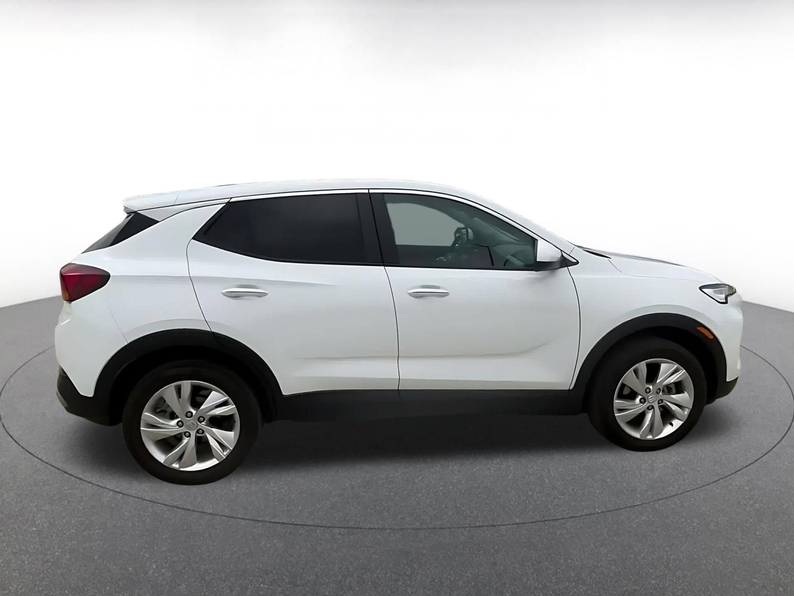 Used 2025 Buick Encore GX Preferred AWD/4WD image 15