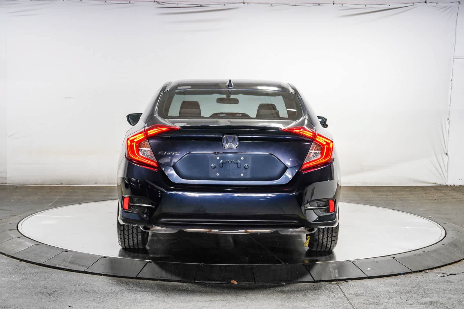 Used 2017 Honda Civic EX-T image 3