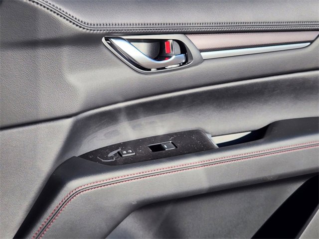 New 2025 MAZDA CX-5 Carbon Edition image 13