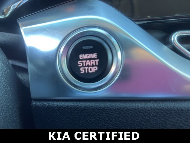 Certified 2022 Kia Niro Touring Special Edition image 16
