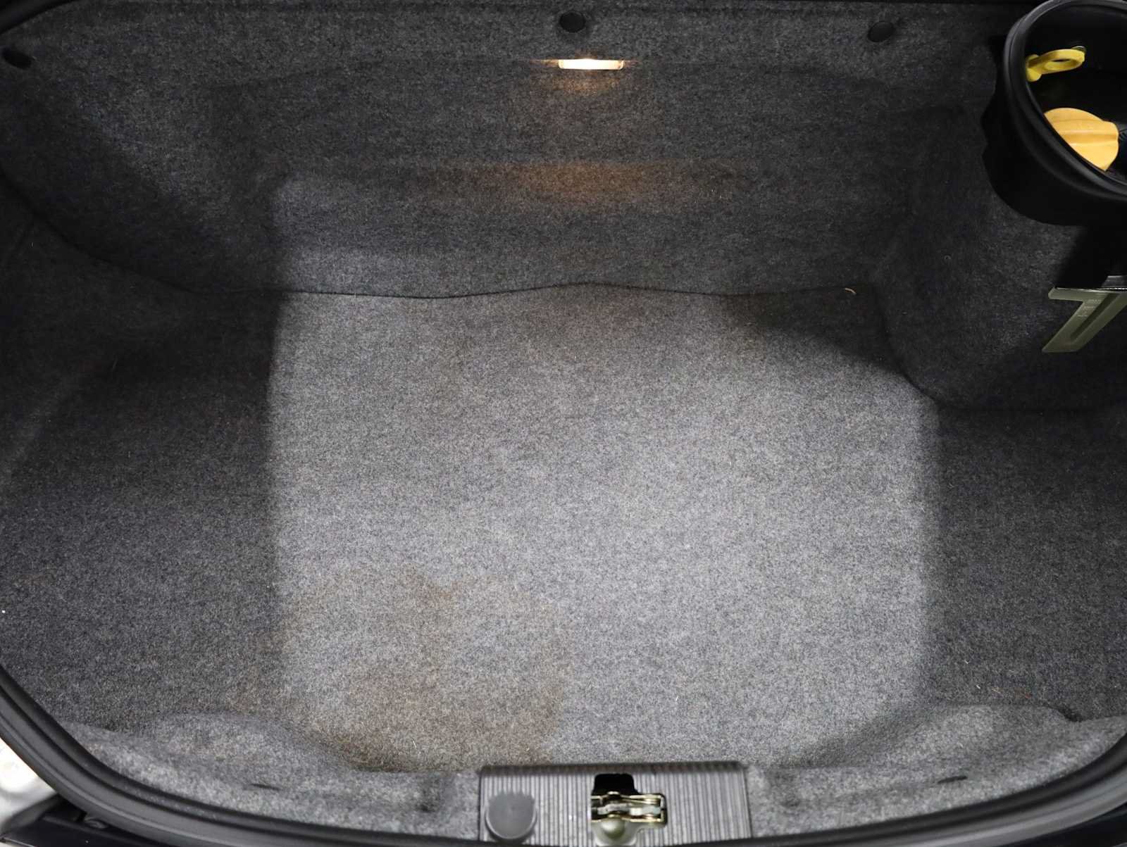 Used 2000 Porsche Boxster RWD image 33