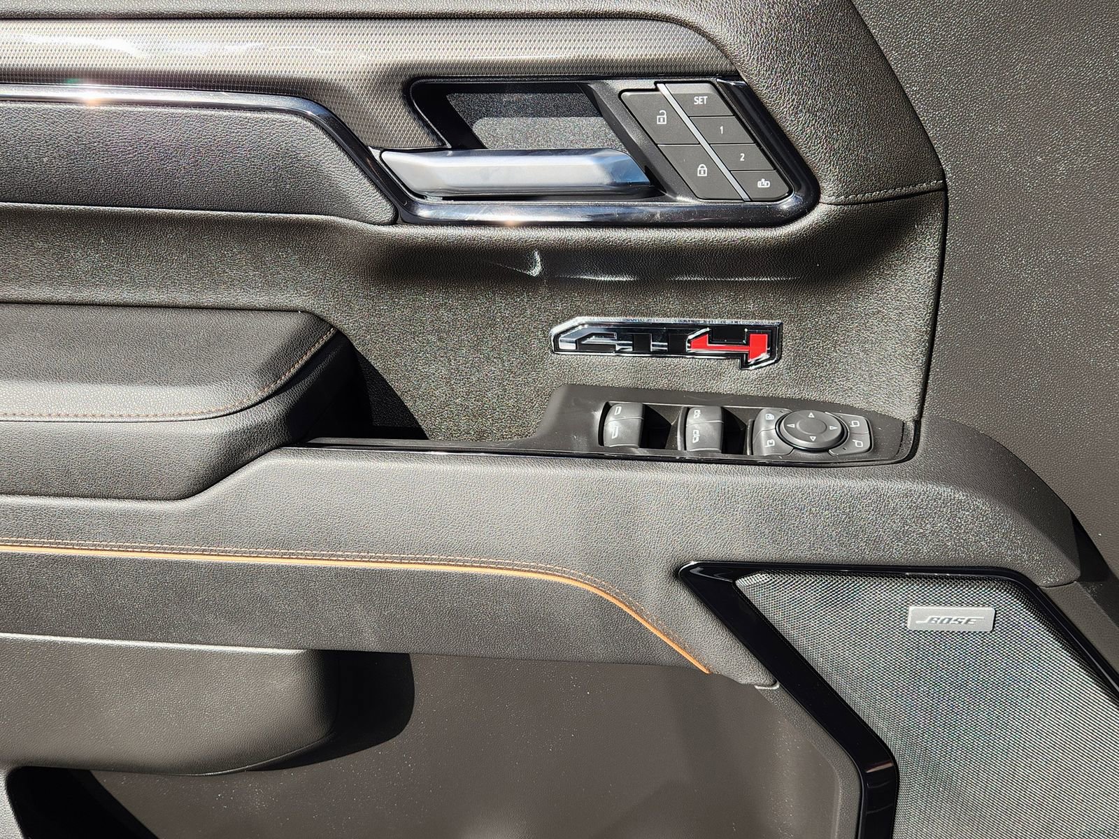 Used 2025 GMC Sierra 1500 AT4 w/ AT4 Premium Package image 27