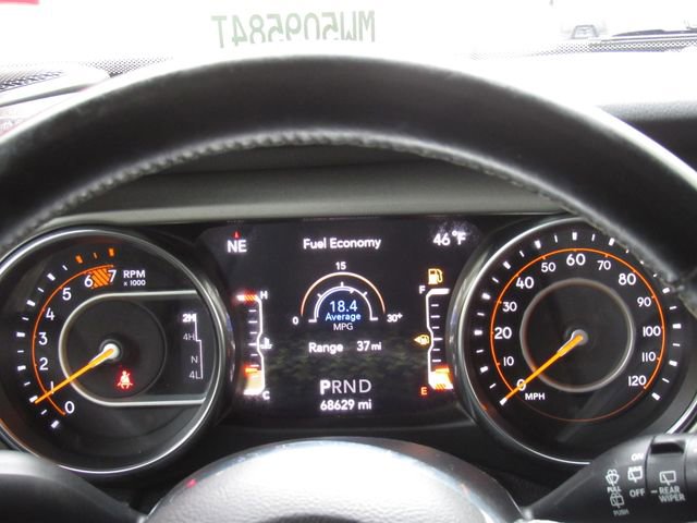 Used 2019 Jeep Wrangler Unlimited Sahara w/ Safety Group AWD/4WD image 22