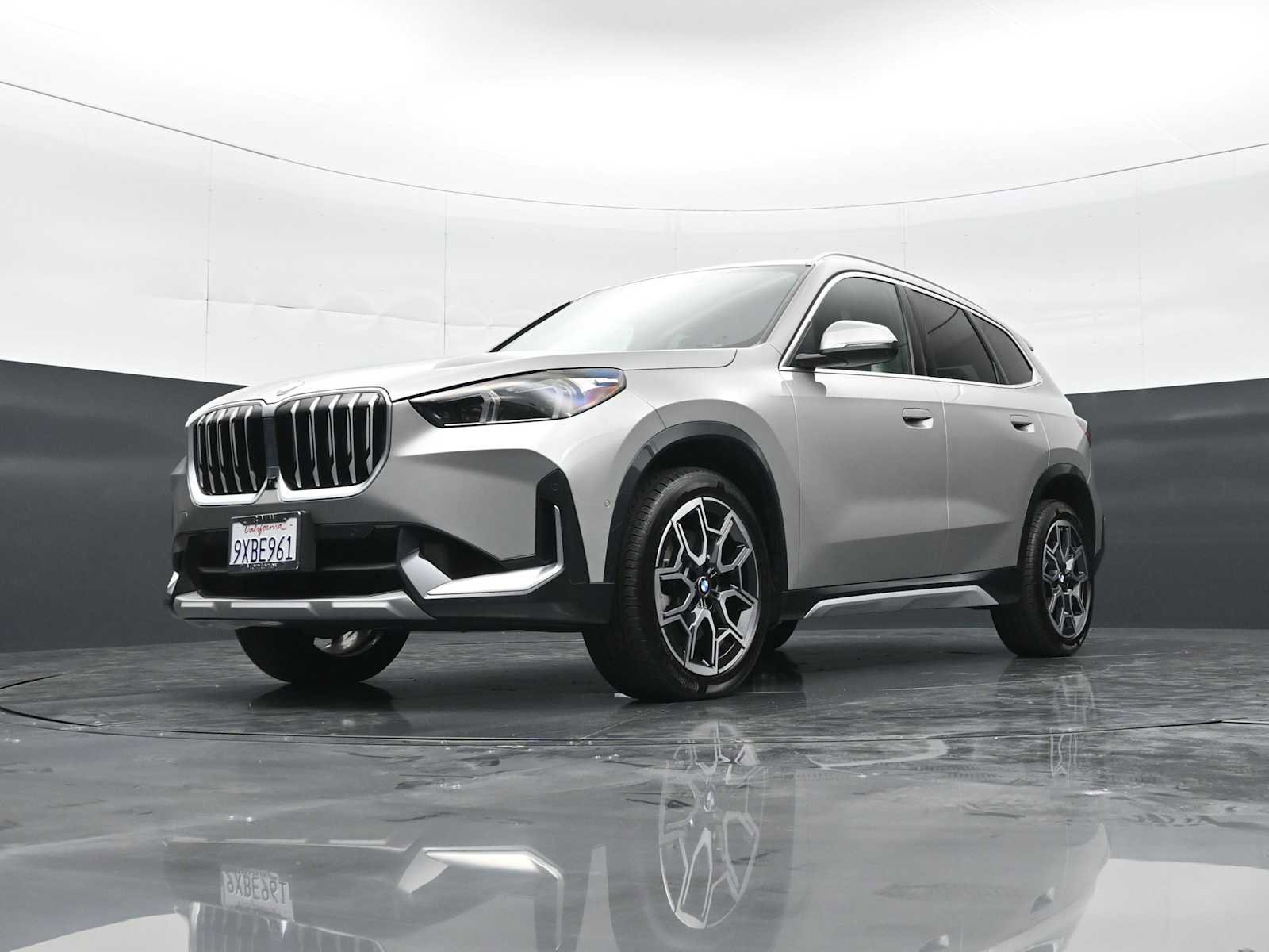 Used 2026 BMW X1 xDrive28i w/ Technology Package AWD/4WD image 25