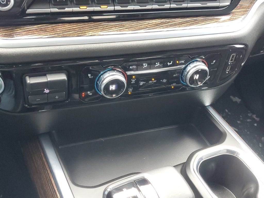 Used 2022 GMC Sierra 1500 Elevation w/ Elevation Premium Package image 23