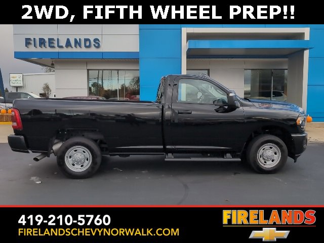 Used 2024 RAM 2500 Tradesman w/ Bed Utility Group image 4