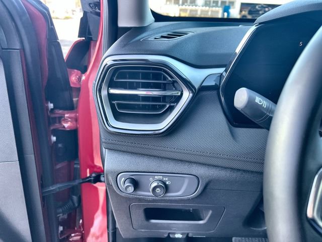 Certified 2026 Chevrolet TrailBlazer LT w/ Convenience Package image 17