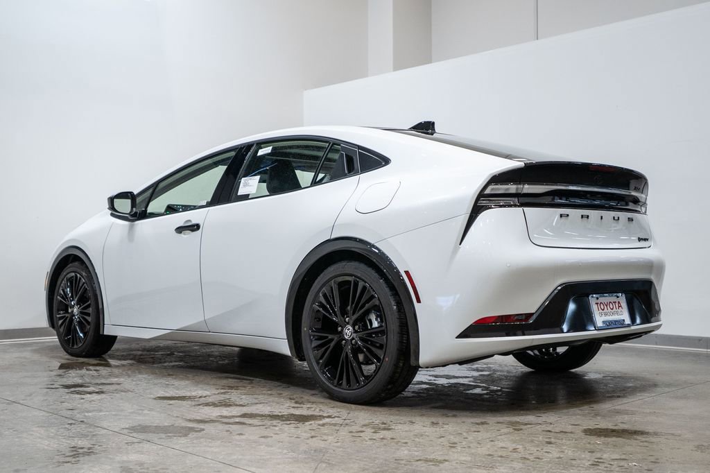 New 2026 Toyota Prius Plug-In Hybrid image 4