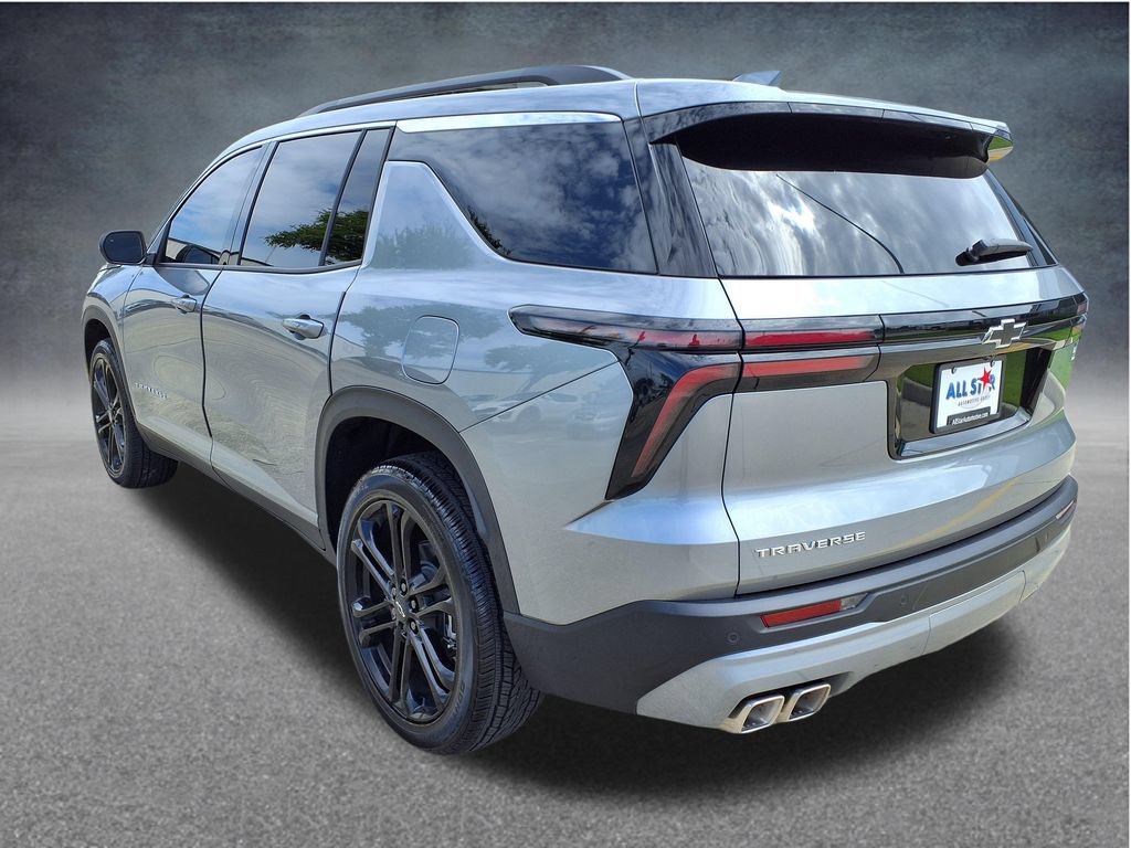 Used 2026 Chevrolet Traverse LT w/ LPO, Floor Liner Package FWD image 12