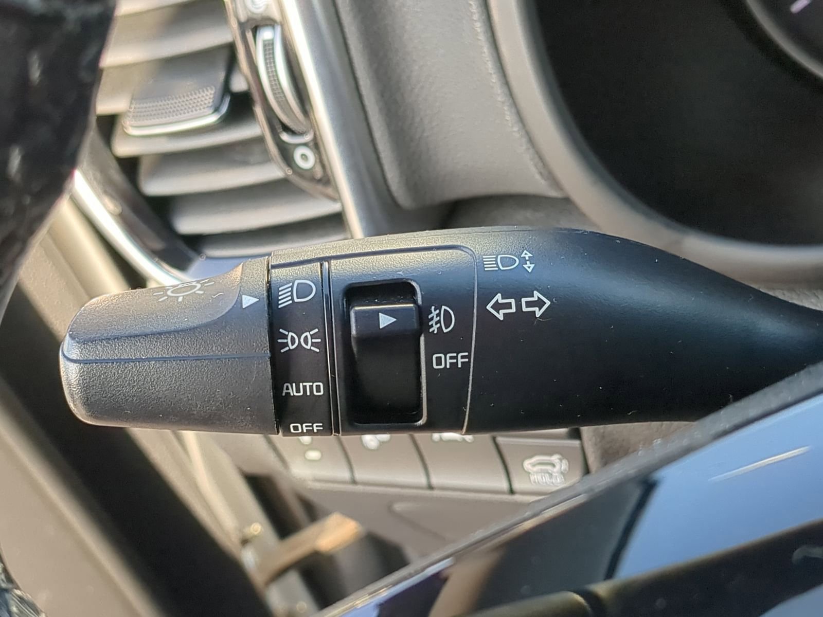 Used 2022 Kia Sportage EX image 29