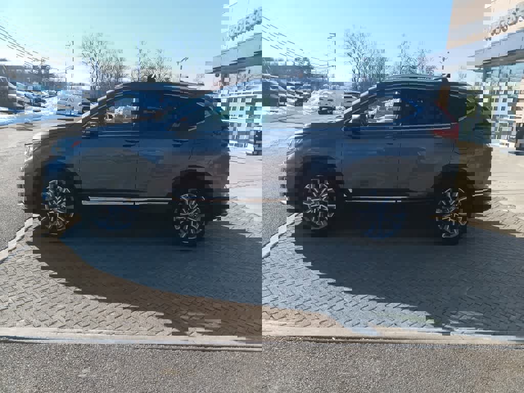 Used 2022 Honda CR-V Touring image 3