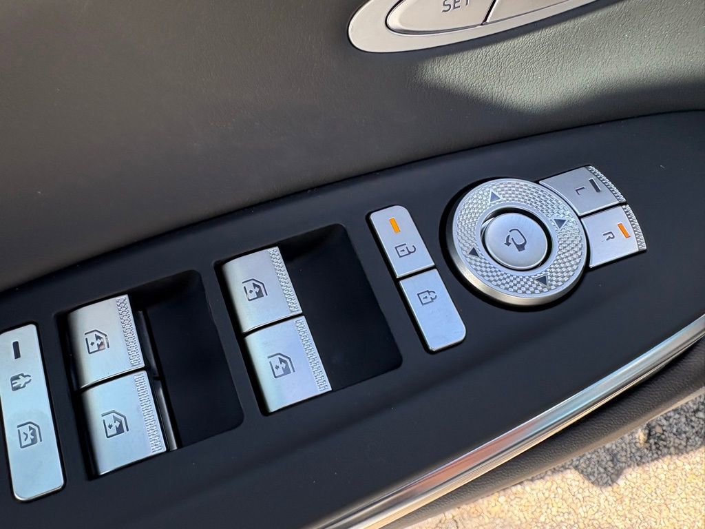 New 2026 Genesis GV70 2.5T Select image 13