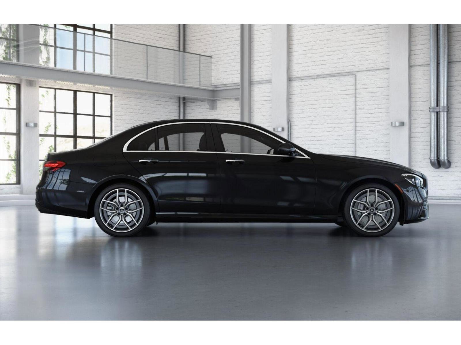 Certified 2022 Mercedes-Benz E 350 4MATIC Sedan image 2