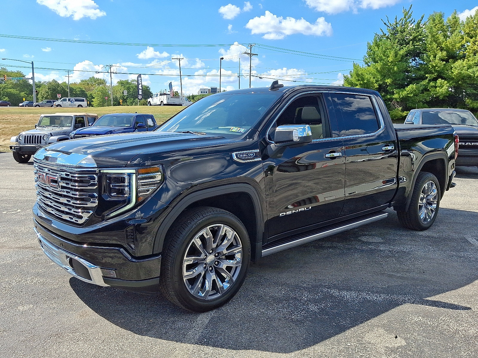 Used 2024 GMC Sierra 1500 Denali w/ Denali Reserve Package image 6