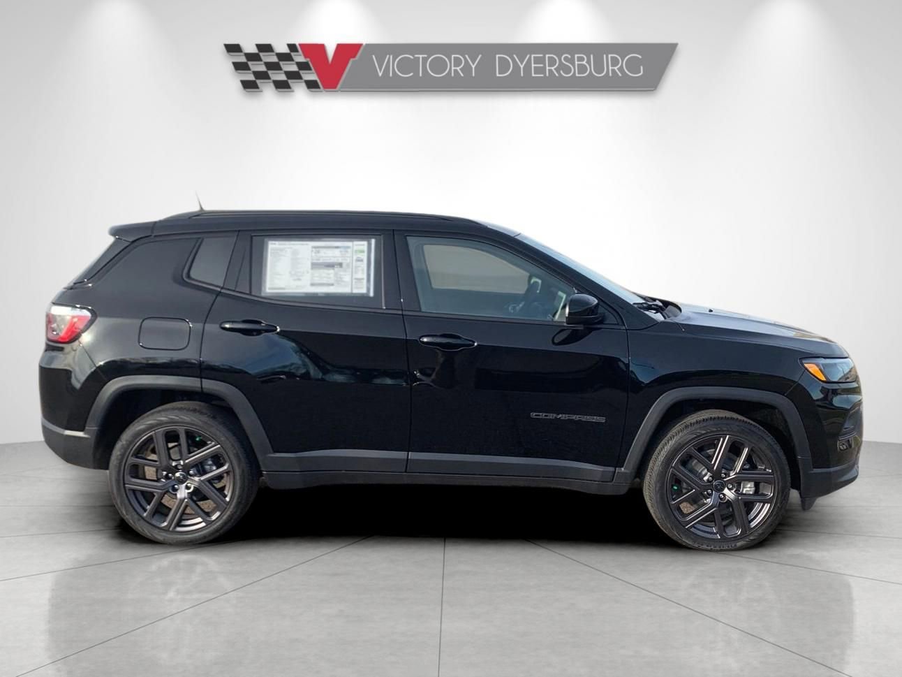 New 2026 Jeep Compass Latitude AWD/4WD image 9