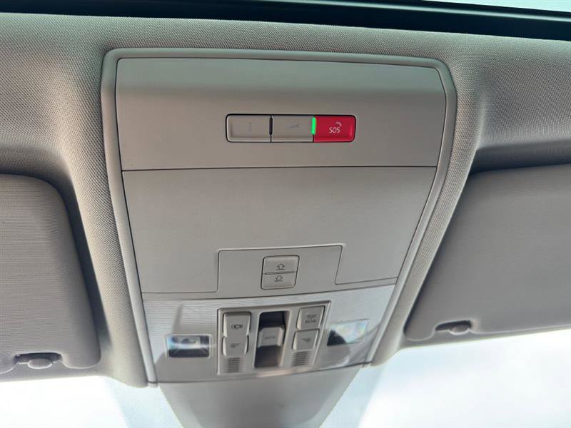 Used 2022 Volkswagen Atlas SEL image 37