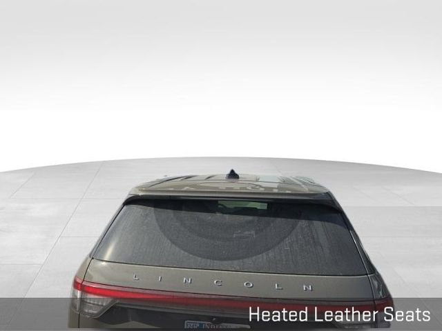 Used 2025 Lincoln Aviator Reserve w/ Equipment Group 201A image 6