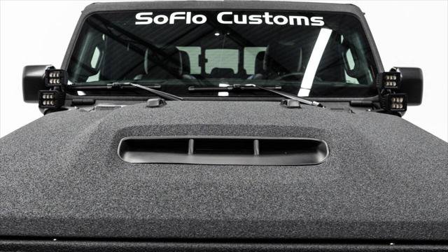 Used 2025 Jeep Gladiator Sport image 48