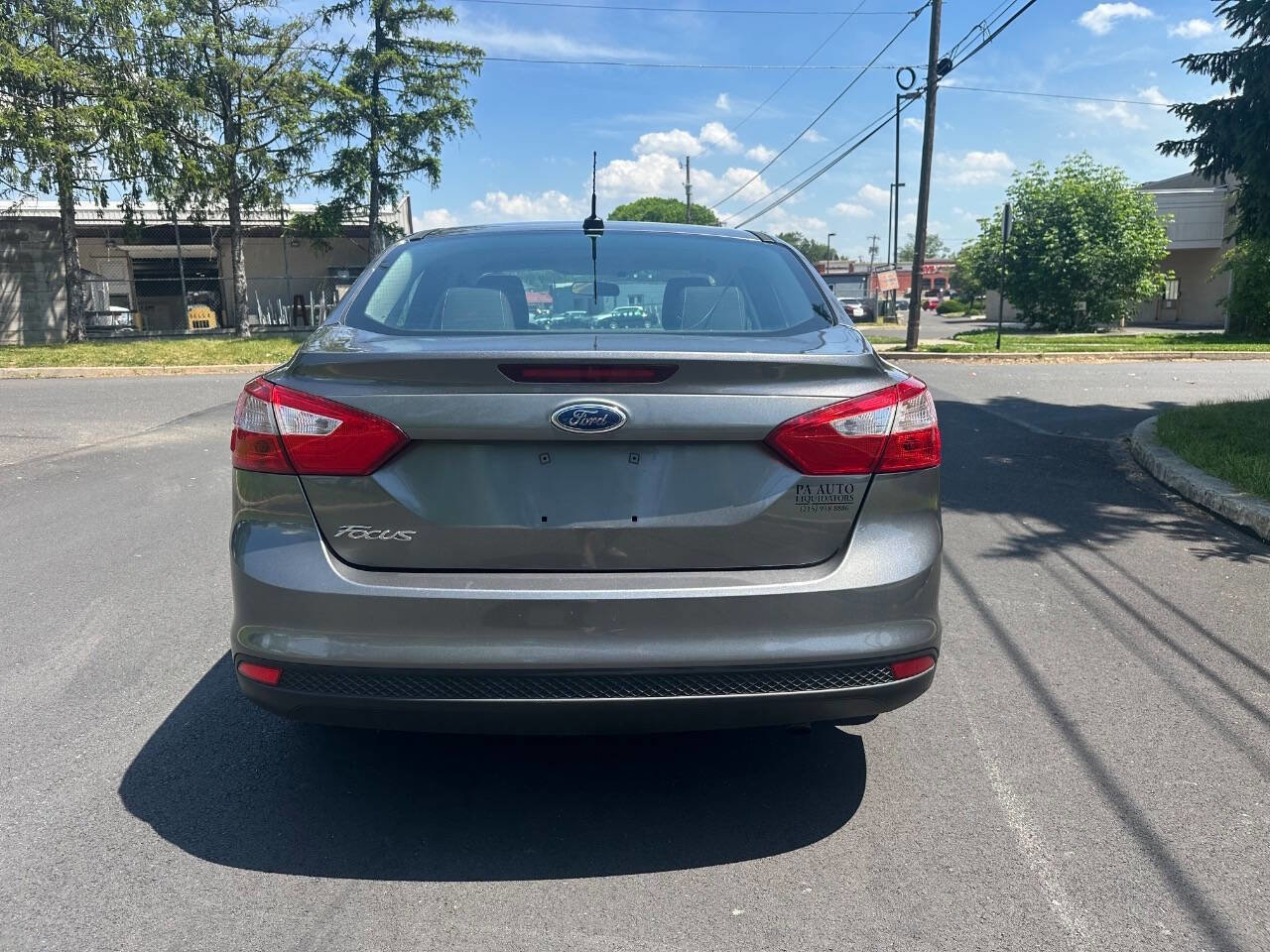 Used 2014 Ford Focus S FWD image 6