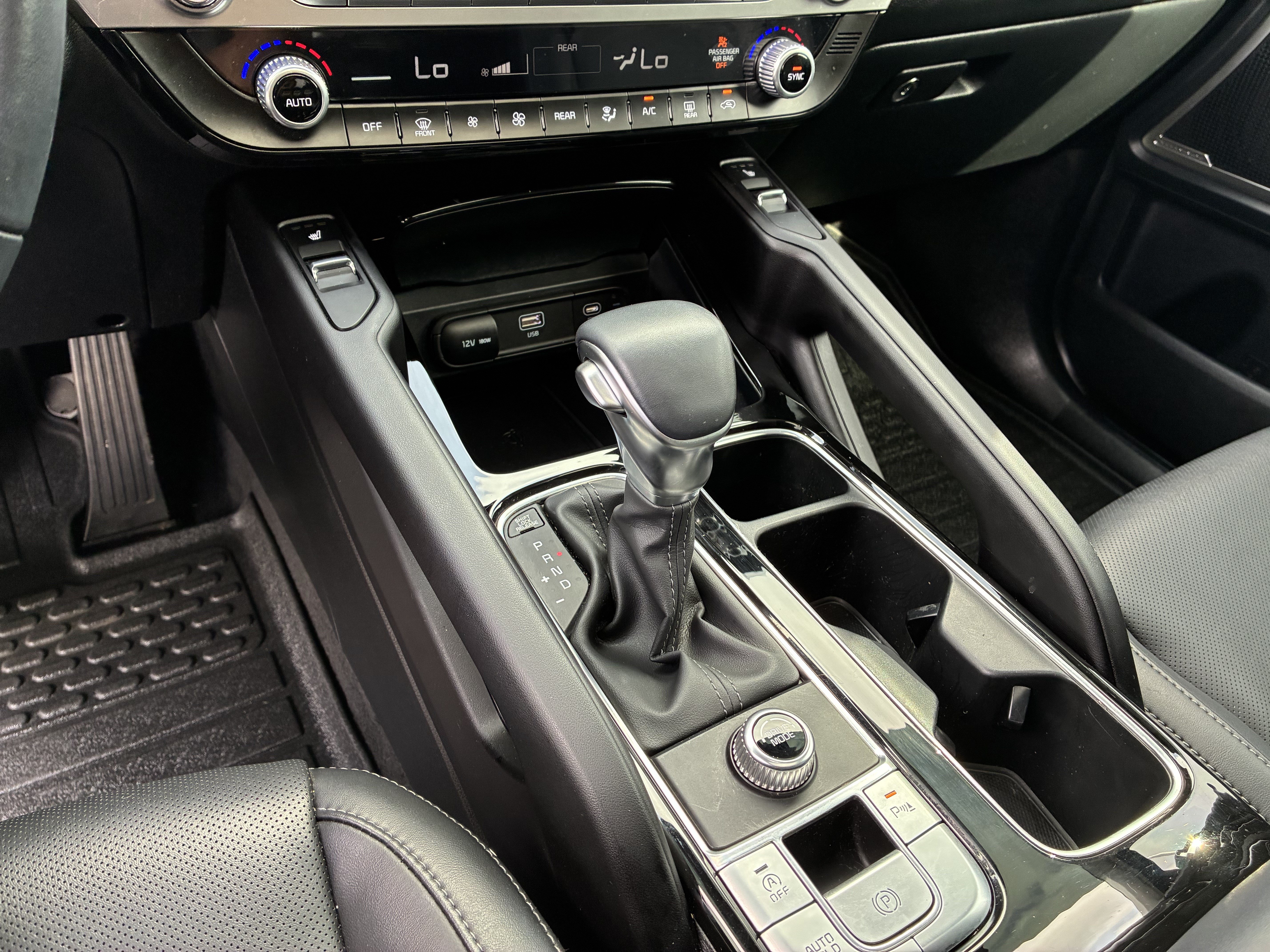 Used 2025 Kia Telluride S FWD image 34