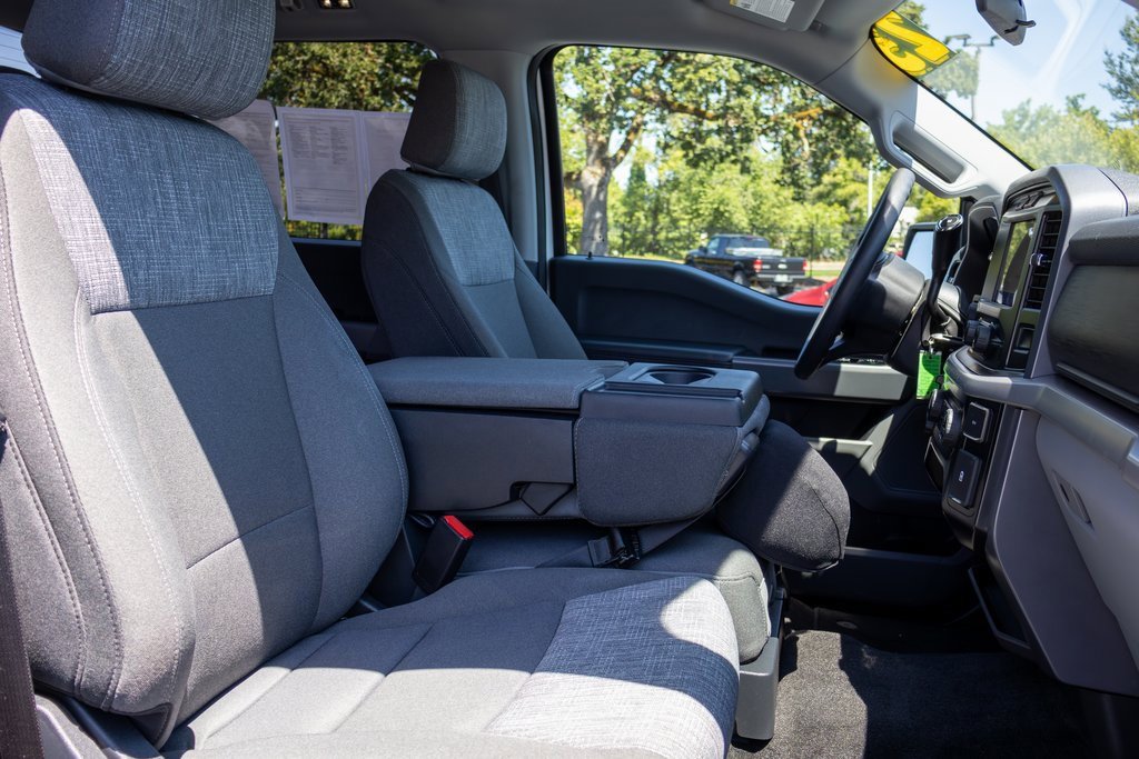 Used 2023 Ford F150 XLT w/ Trailer Tow Package image 12