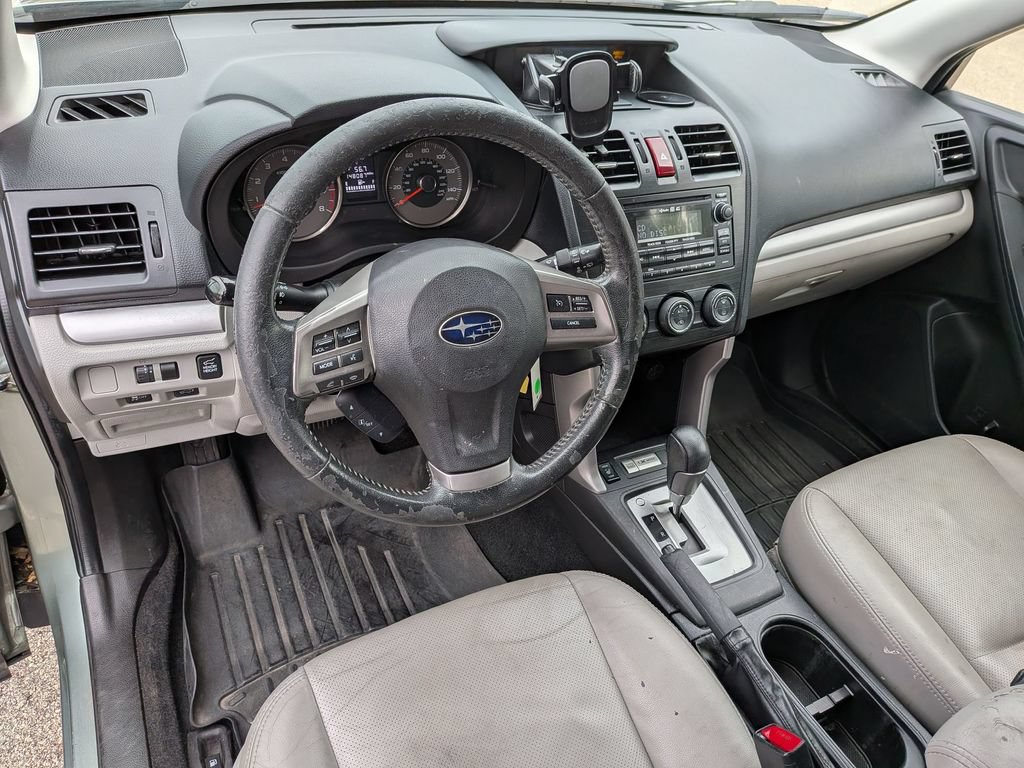 Used 2014 Subaru Forester 2.5i Limited AWD/4WD image 16