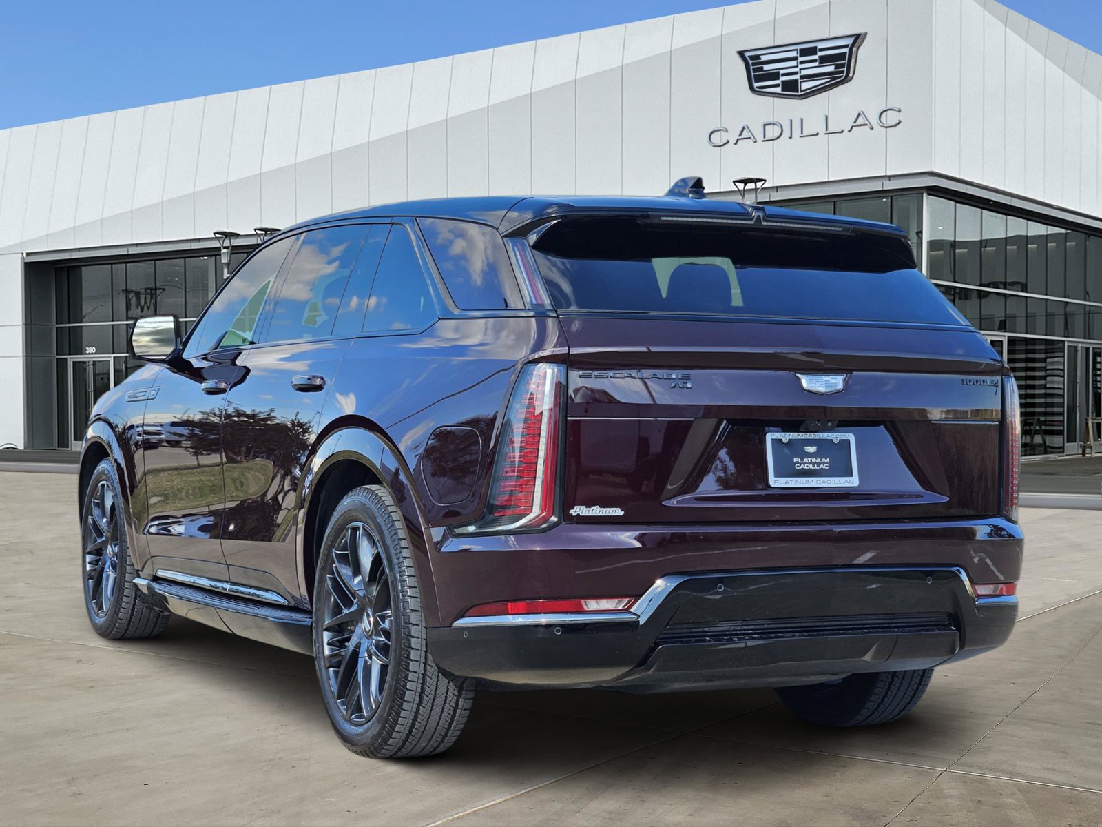 New 2025 Cadillac Escalade IQ Sport 2 w/ LPO, ONYX Package AWD/4WD image 4