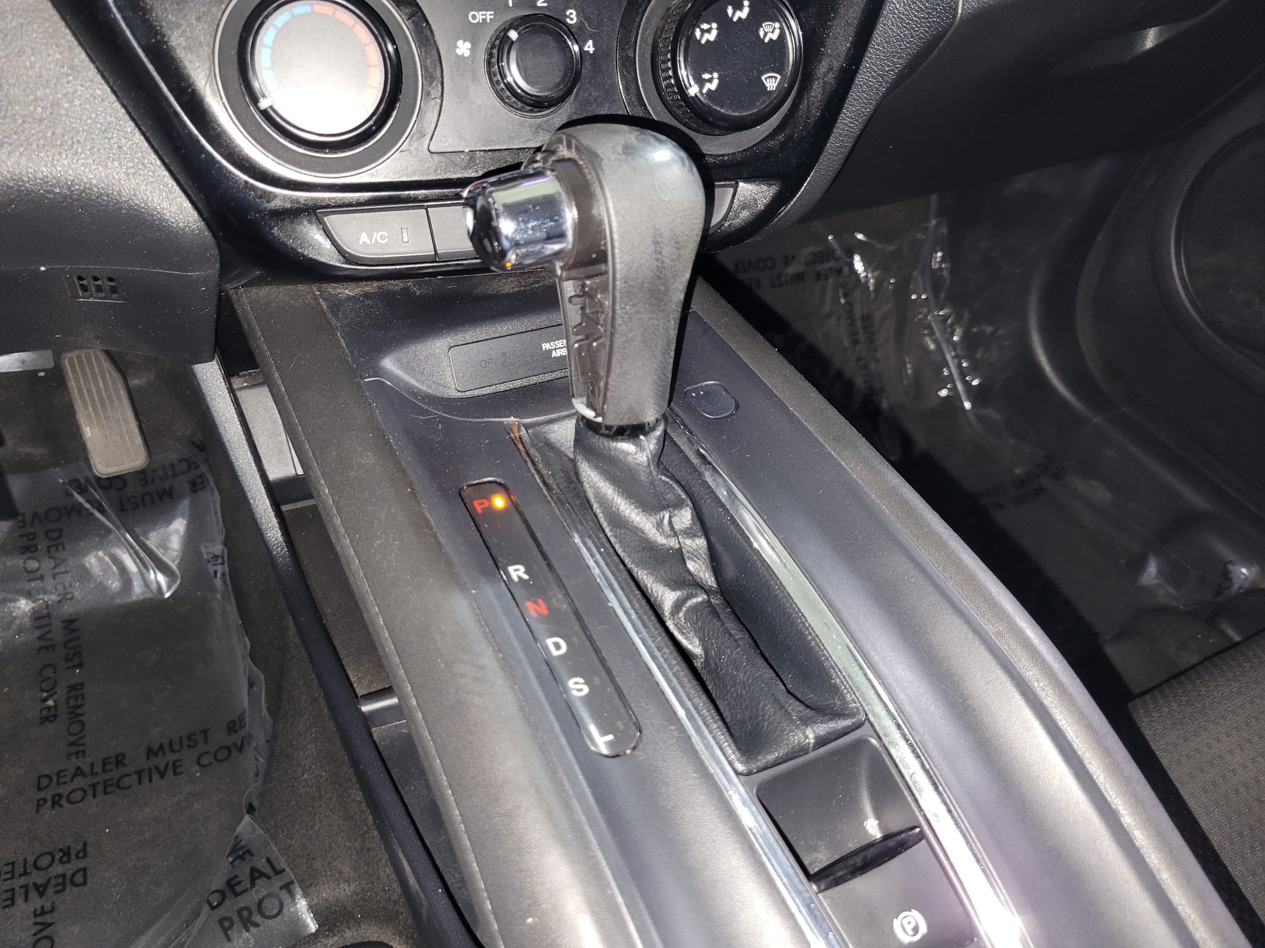 Used 2020 Honda HR-V LX image 26