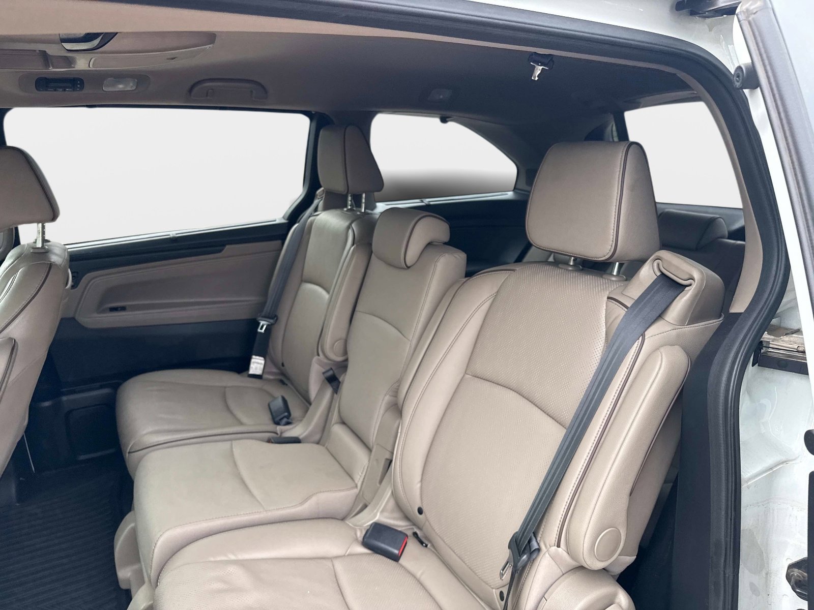 Used 2022 Honda Odyssey Elite image 12