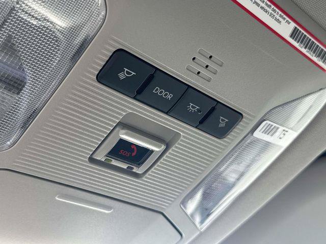 Certified 2023 Toyota RAV4 LE AWD/4WD image 13