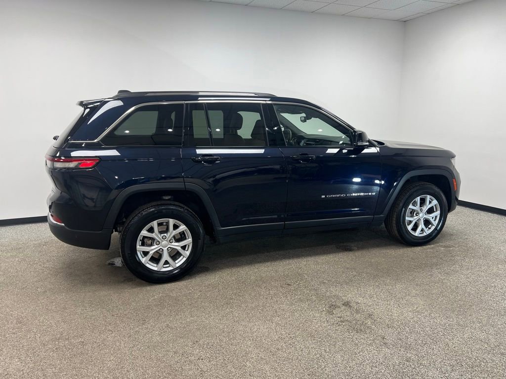 Used 2023 Jeep Grand Cherokee Limited w/ Trailer Tow Prep Group (B) image 21
