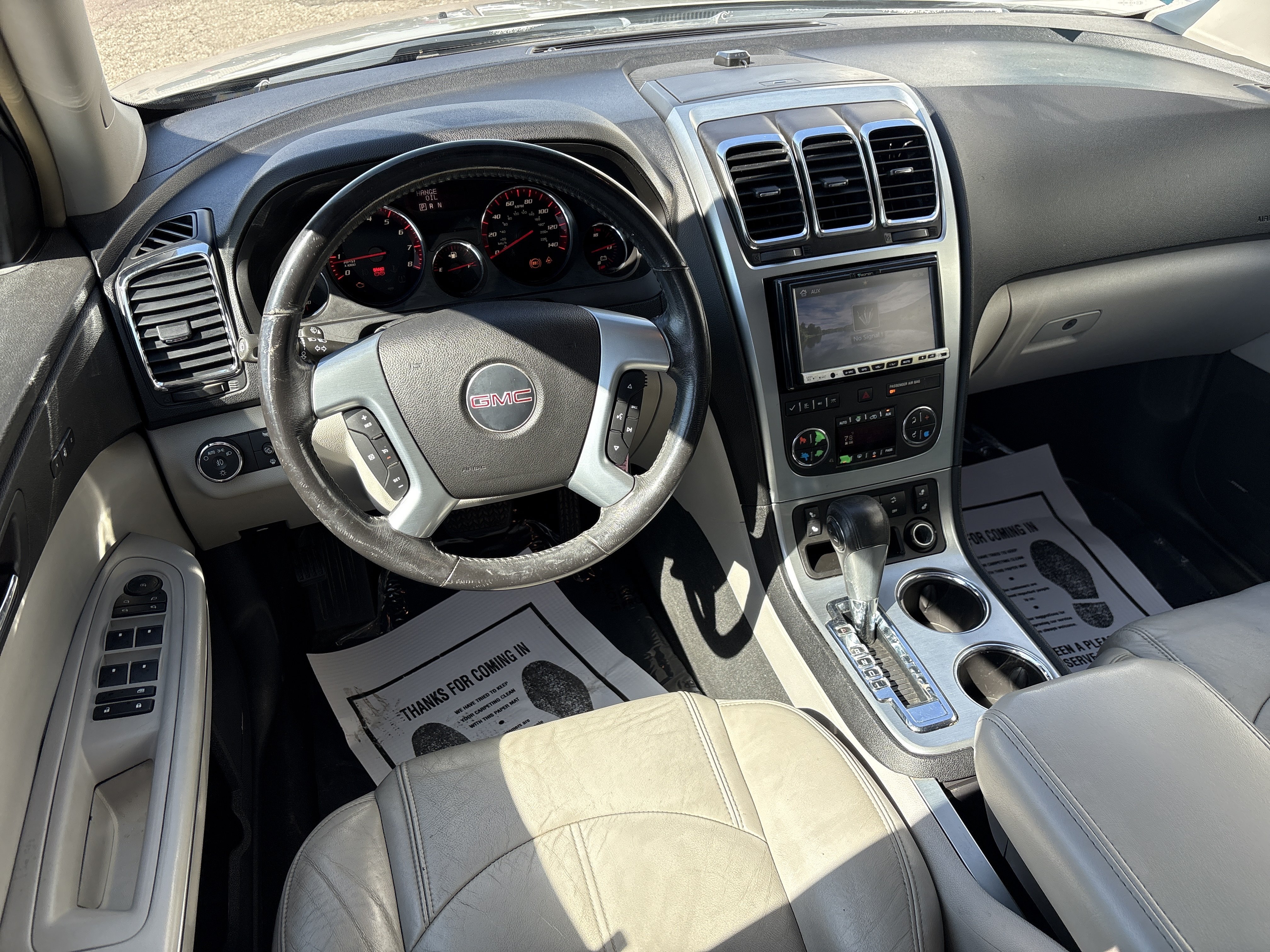 Used 2007 GMC Acadia SLT w/ Trailering Package AWD/4WD image 10