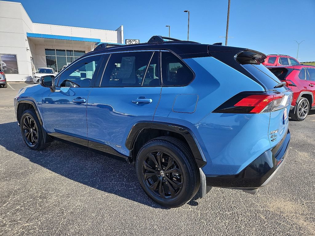Used 2023 Toyota RAV4 XSE AWD/4WD image 4