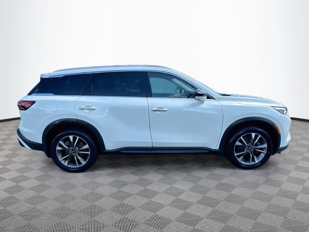 Used 2023 INFINITI QX60 Luxe w/ Vision Package AWD/4WD image 5