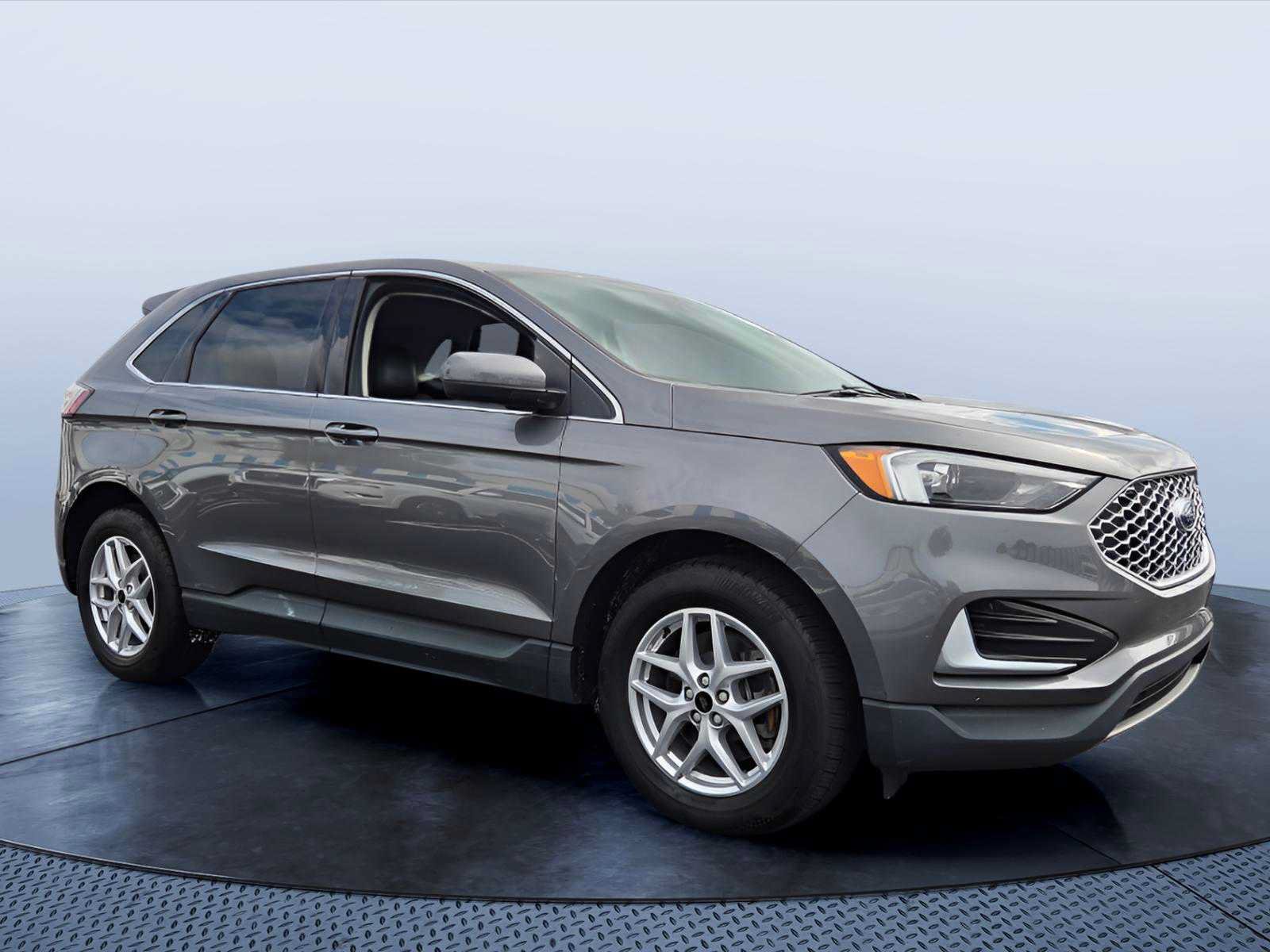 Used 2023 Ford Edge SEL