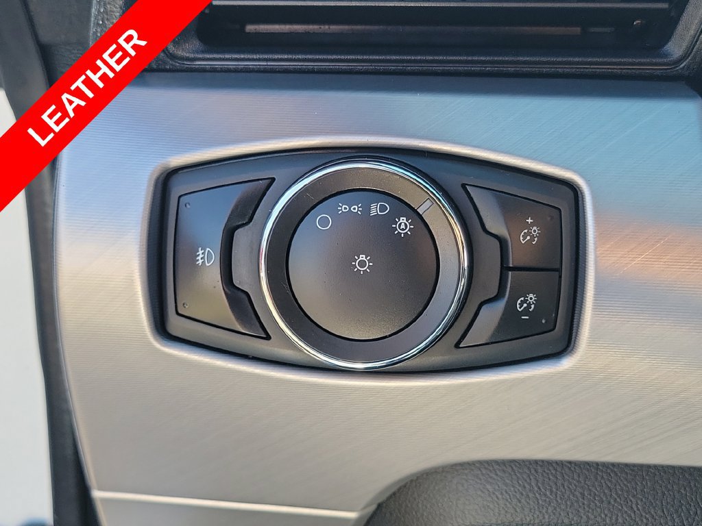 Used 2020 Ford Mustang Premium RWD image 17