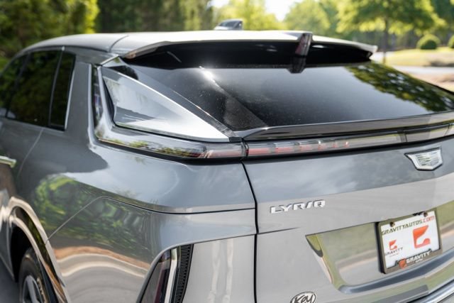 Used 2024 Cadillac Lyriq Luxury RWD image 15