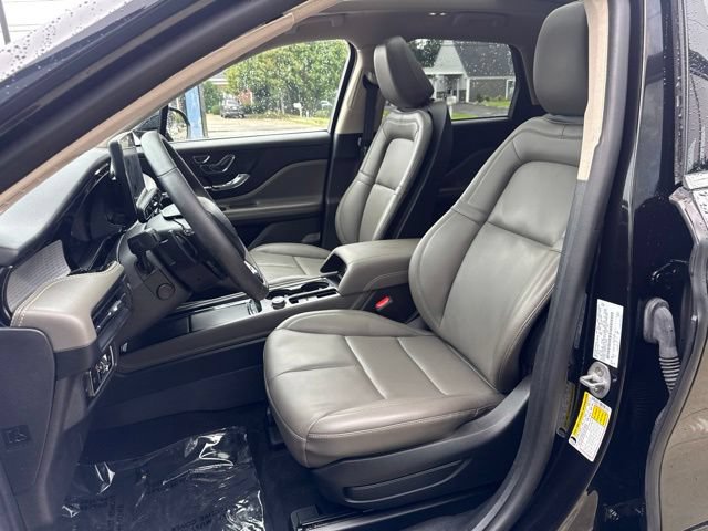 Used 2023 Lincoln Corsair AWD w/ Equipment Group 101A image 15