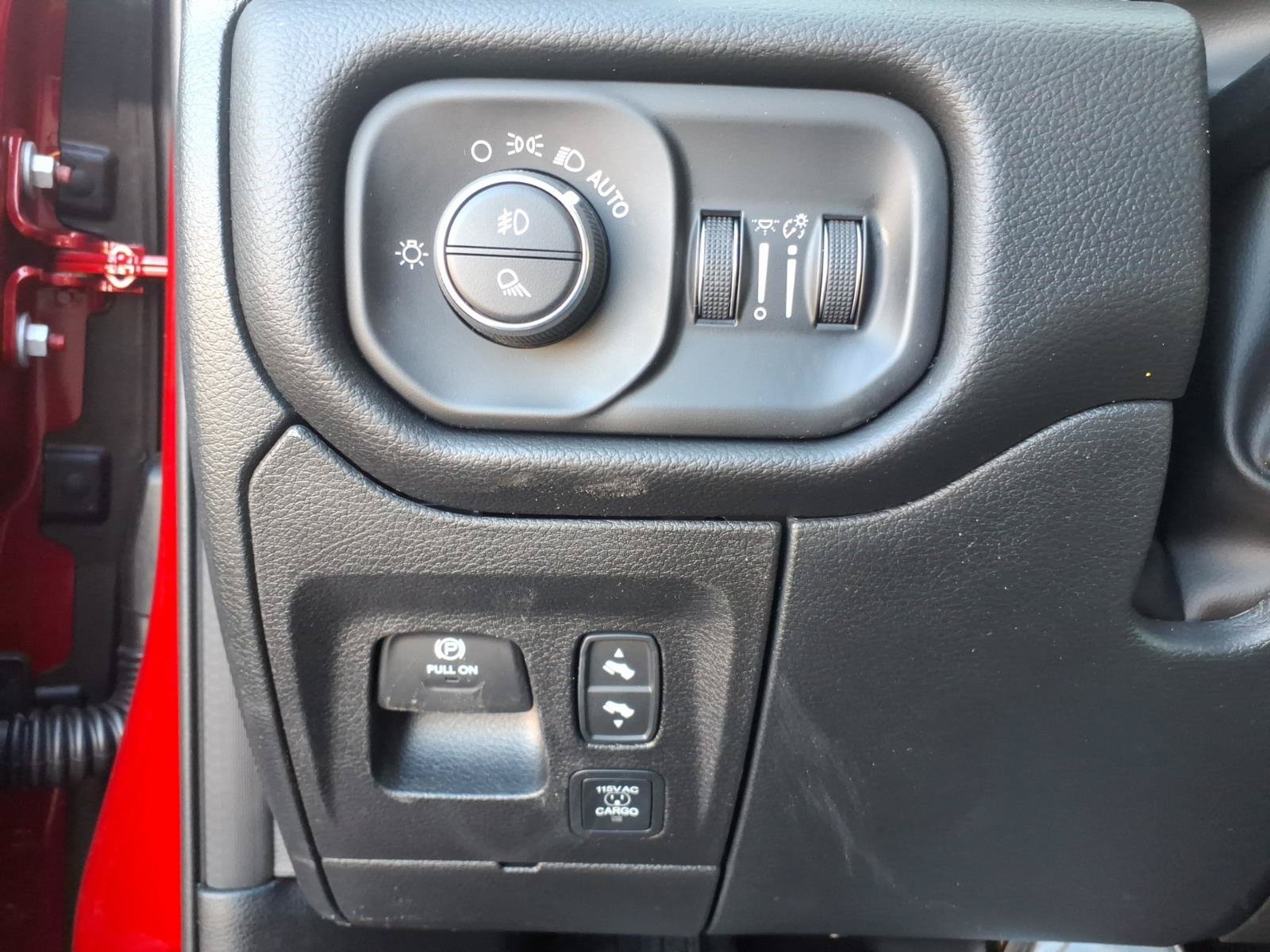 New 2026 RAM 1500 Big Horn AWD/4WD image 13