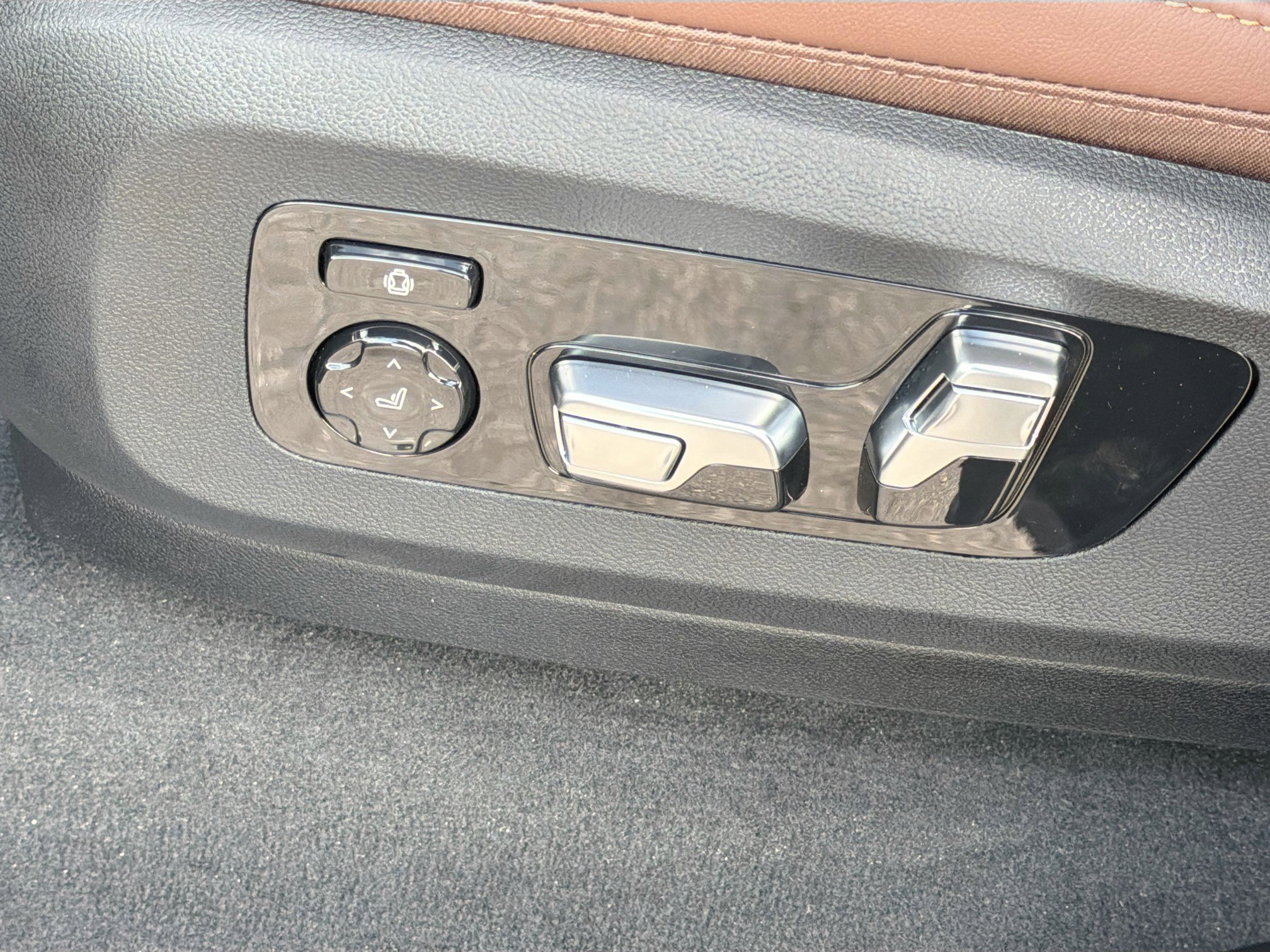 New 2026 BMW X7 xDrive40i w/ M Sport Package image 26