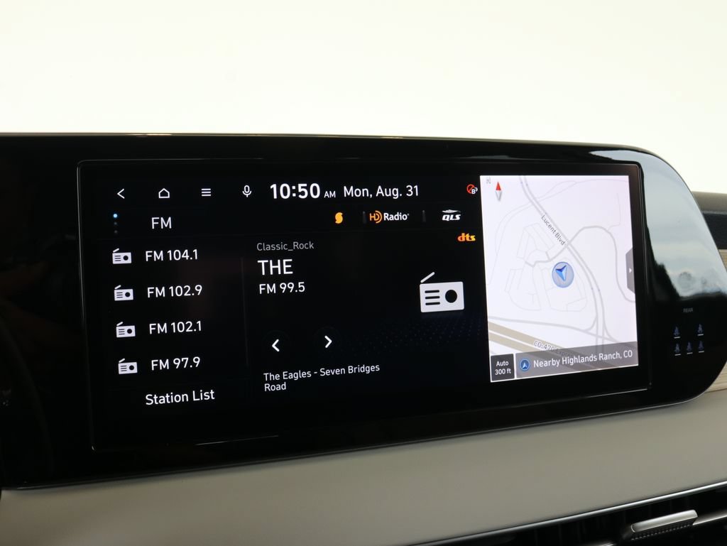 Used 2024 Hyundai Palisade Limited AWD/4WD image 17